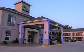 Catoosa Inn&Suites